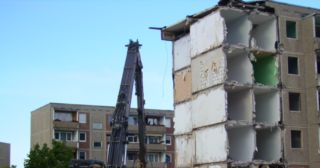 Демонтаж 5 этажного дома Губаха, цена от 3656 руб.
