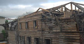 Демонтаж деревянных конструкций в Губахе - расценки от 1030 рублей - Сварной-Гбх
