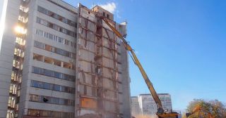 Демонтаж многоэтажного дома Губаха, цена от 3656 руб.