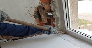 Демонтаж окон в Губахе: цена от 1545 руб. - Сварной-Гбх