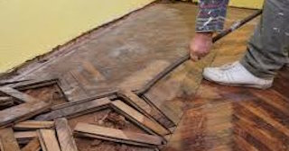 Демонтаж пола в квартире в Губахе - Стоимость от 515 рублей | Сварной-Гбх