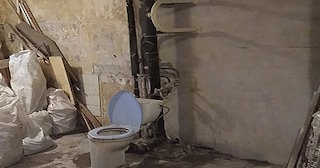 Демонтаж сантехкабины в панельном доме - цена от 1030 рублей | Сварной-Гбх